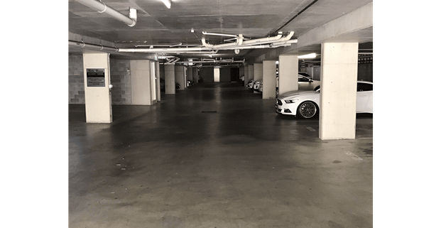 2 Bed, 2 bathroom with pool in secure complex - Photo 1