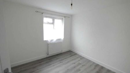 Veritys, Hatfield, AL10 - Photo 3