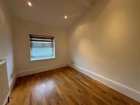 2 bedroom terraced house to rent - Photo 3