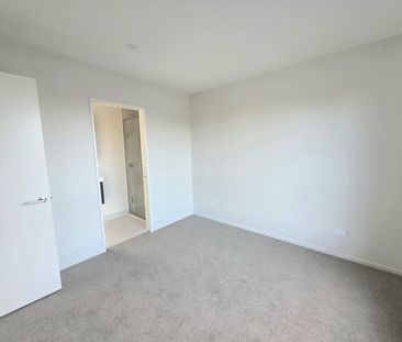 197 Innes Road, St. Albans - Photo 2