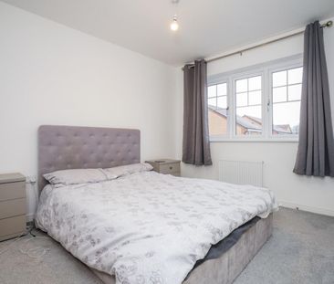 3 bedroom House To Let - Photo 4