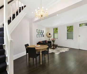 Stylish Corner Terrace with Sunny Courtyard in Prime Paddington Loc... - Photo 1