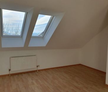 Gemütliche 2-Zimmer-Dachgeschosswohnung - Photo 3