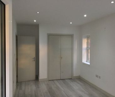 2 Bed Flat, Parchmore Road, CR7 - Photo 4
