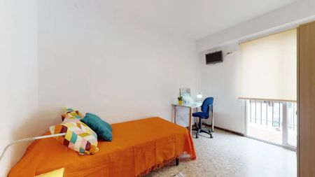 Carrer de Pere Aleixandre, Valencia, Valencian Community 46006 - Photo 5