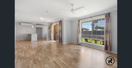 Move-In Ready Family Home in a Prime Location - Photo 2