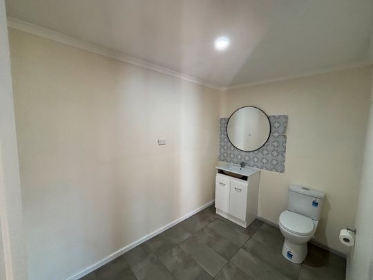 3-Bedroom Home with Separate Studio/Retreat - Photo 1