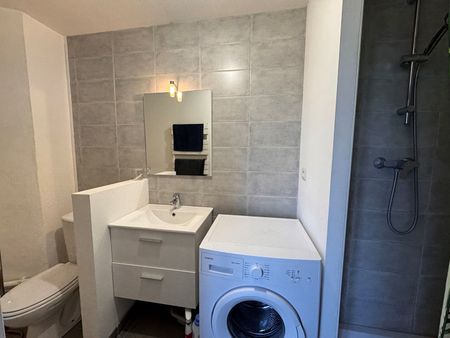 Location Appartement 2 pièces 41m² - Photo 5