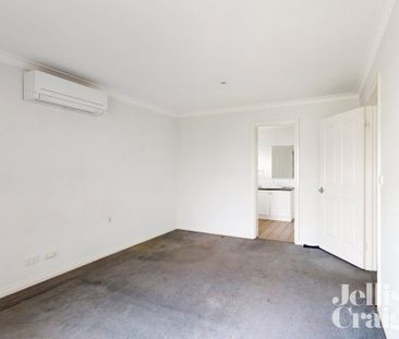 2/26 Edwards Street, Burwood - Photo 6