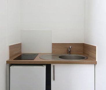 Appartement à louer - REIMS- HYPER CENTRE - Photo 3