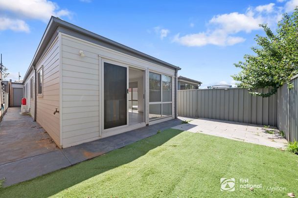 Comfortable & Low-Maintenance Living in a Convenient Kurunjang Location - Photo 1