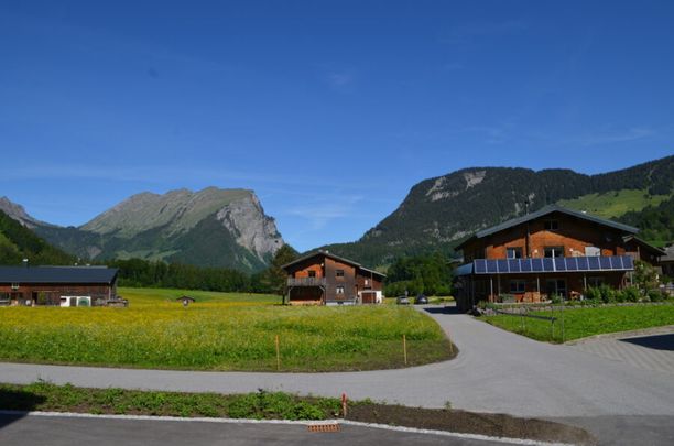 Ekklusiv: 4-Zimmerwohnung/Erstbezug mit eigener Sauna in Schoppernau zu vermieten (Hauptwohnsitz) - Photo 1
