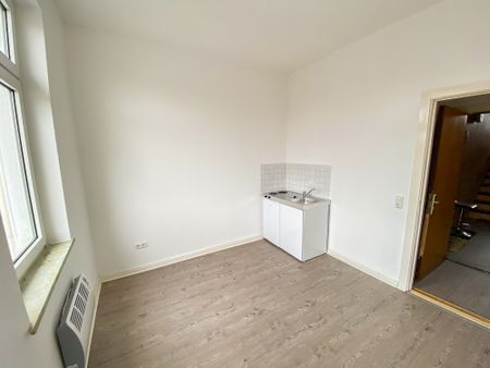 Smart wohnen in Bant: Ideal für Studenten, Azubis & Soldaten - Miniwohnung mit Duschbad & Kochzeile - Photo 4