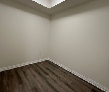 For Lease - 27 Korda Gate Unit# 205, Vaughan, Ontario - Photo 6