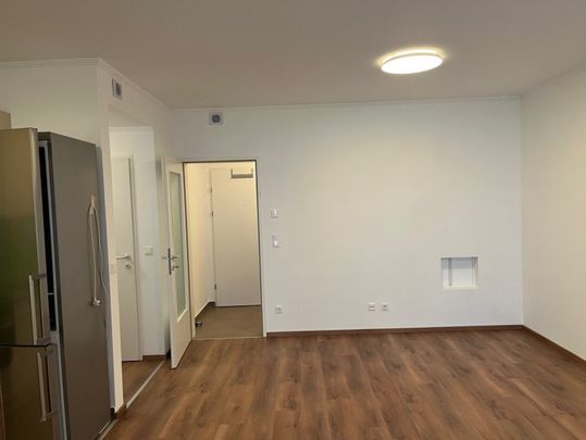 Unterwaltersdorf/Hasengarten - 2 Zimmer mit Balkon und Autoabstellplatz - Photo 1