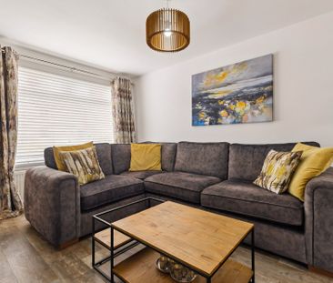 17 Loganswell Place - Photo 2