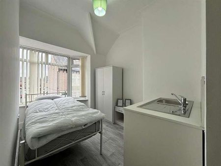 Raglan Road, Heysham, LA3 - Photo 3