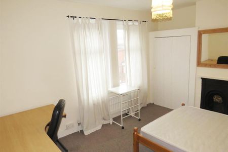 Somerset Road - Photo 2
