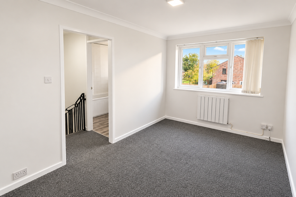 1 bedroom semi-detached house to rent - Photo 1