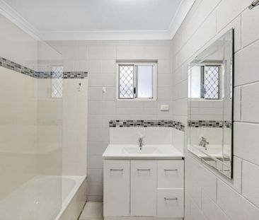 Stones throw to Stockland - Photo 4