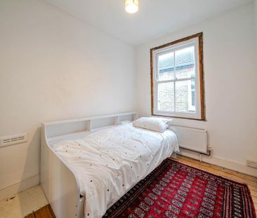 3 bedroom maisonette to rent - Photo 3