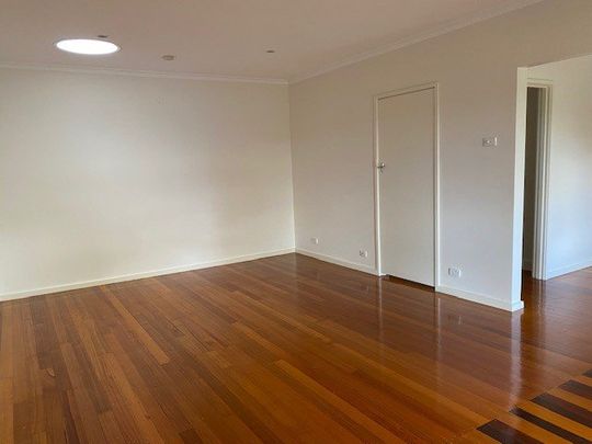 114 Graham Road, Viewbank - Photo 1