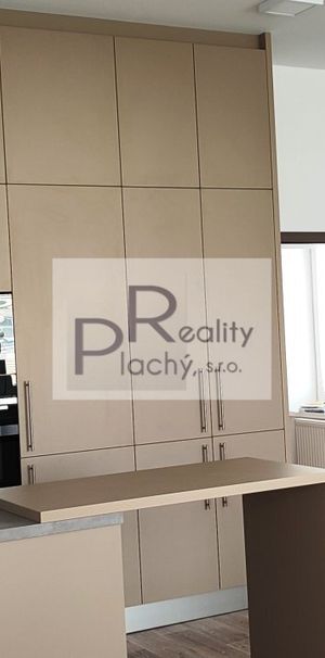 Pronájem bytu 3+kk 81 m² - Photo 1