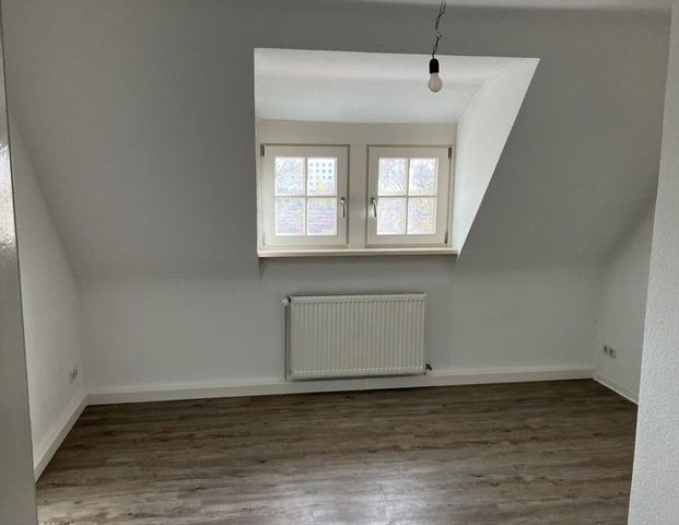 3-Zimmer-Wohnung mit Charme im Dachgeschoss - Foto 1