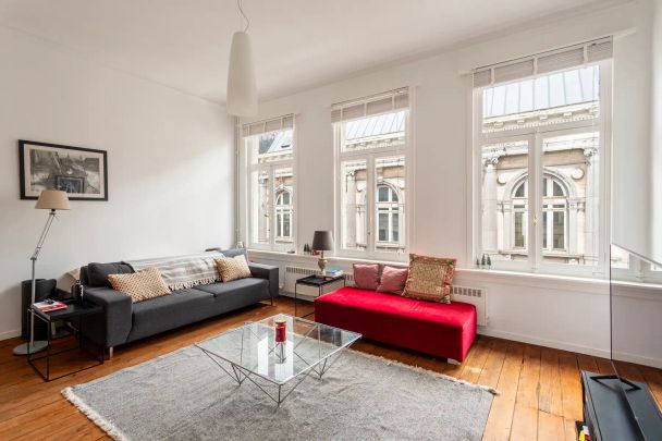 Bemeubelde duplex met ruim terras op ’t Zuid - Photo 1