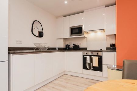 2 bedroom serviced apartment to rent - Photo 5