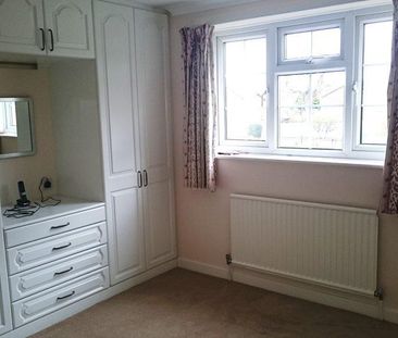 2 bedroom detached house to rent - Photo 3