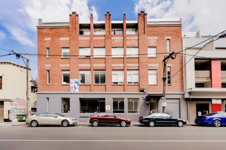 Studio- 2 Single beds - Photo 5