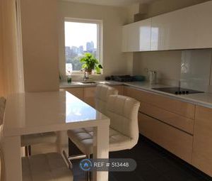 1 Bedrooms Flat to rent in Hankins House, London SE10 | £ 323 - Photo 1