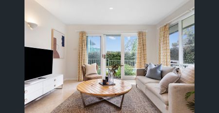 Family Home In St Ives North School Catchment - Photo 4