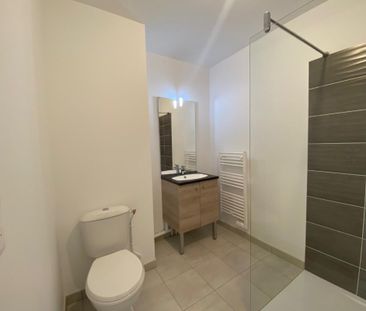 Location Appartement 2 pièces 47m² LE MESNIL ESNARD 76240 - Photo 5