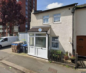 1 bedroom in a house share to rent - Photo 6