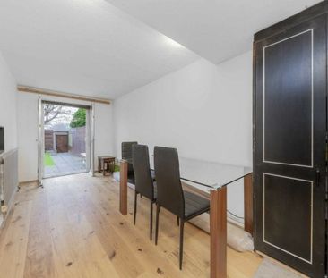 Oakview Gardens, East Finchley, N2 - Photo 6