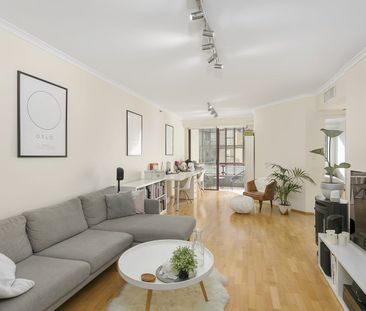 Paramount - Unfurnished - Available Now - Photo 2