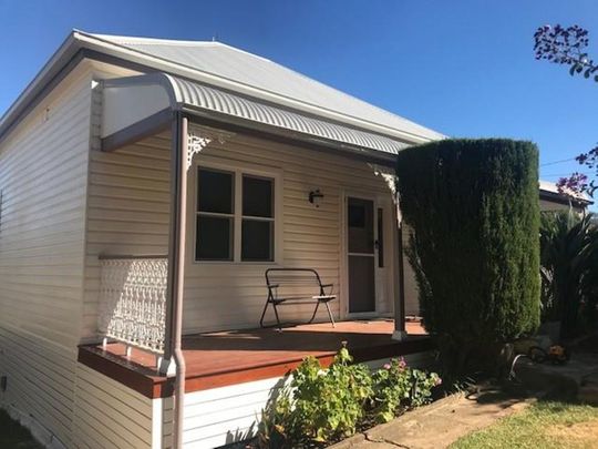 Tamworth Furnished Accommodation - North Tamworth - Photo 1