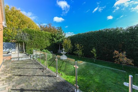 Overstrand Close, NG5 - Photo 5