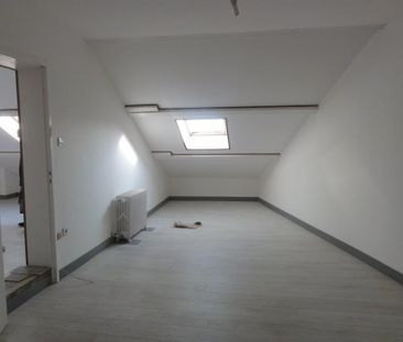 Location Appartement 4 pièces 111m² LE CREUSOT 71200 - Photo 6