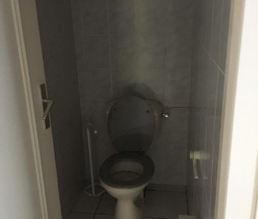 Location Appartement 2 pièces 56m² THONON LES BAINS 74200 - Photo 6