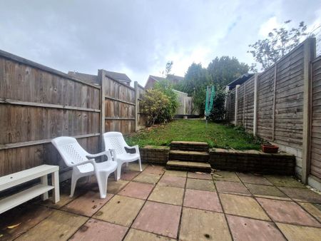 2 bedroom terraced house to rent - Photo 4