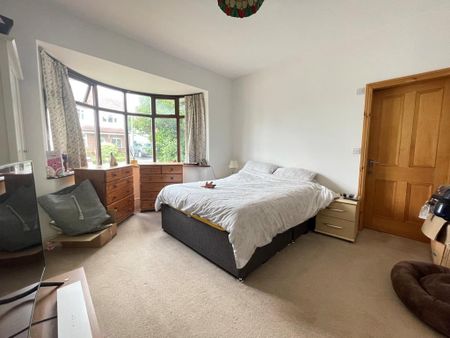 4 bedroom detached house to rent - Photo 4