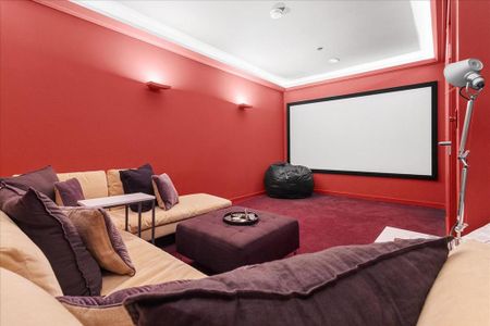 4 bedroom mews to rent - Photo 2