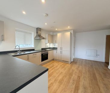 2 bedroom apartment to rent - Photo 3