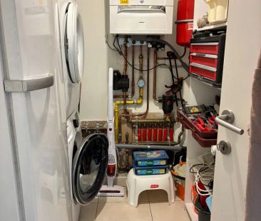 Tijdloos ruim appartement - Photo 1