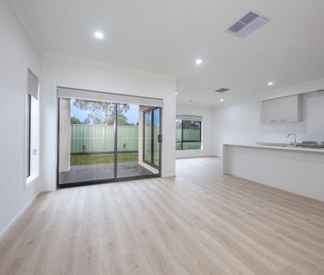 Immaculate Family Living with Quality Finishes - Photo 1