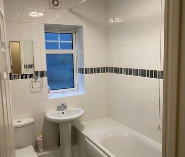 2 Bed Flat, Mallaby Court, CH41 - Photo 1