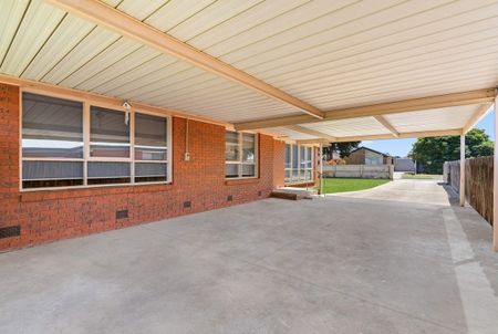 Everything at your Doorstep! - Photo 2